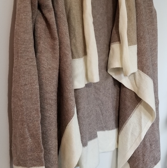 ALFRED SUNG Neutral colours Cardigan - Picture 5 of 13